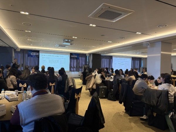 02. 기조강연.jpg